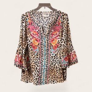 SAVANNA JANE Leopard Embroiderd Blouse